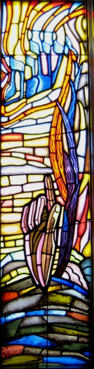 Stained glass depicting Shabbat.
